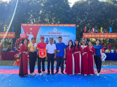 Trường Tiểu học Kim Đồng tập huấn Chuyên đề " Ứng dụng AI tạo kho học liệu số" cho giáo viên