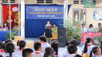 Họp mặt ngày nhà giáo Việt Nam 20 – 11