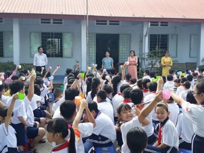 Tổ chức Súc miệng Flour cho học sinh năm học 2019 - 2020