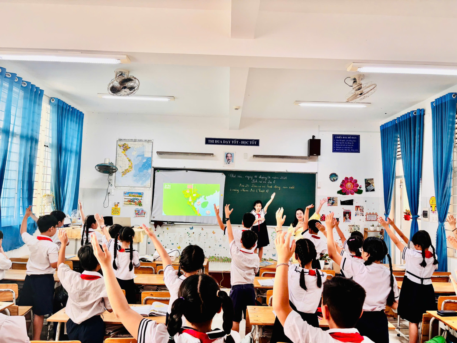 z7735409954451 047660057ff62d134852c2f50e853f1f