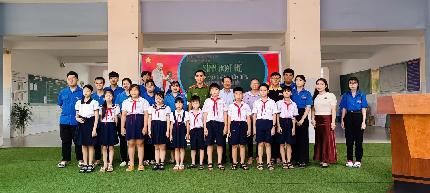 Tổ chức tuyên truyền tác hại của ma túy, rượu bia, thuốc lá và phòng, chống tệ nạn xã hội trong học đường năm 2025