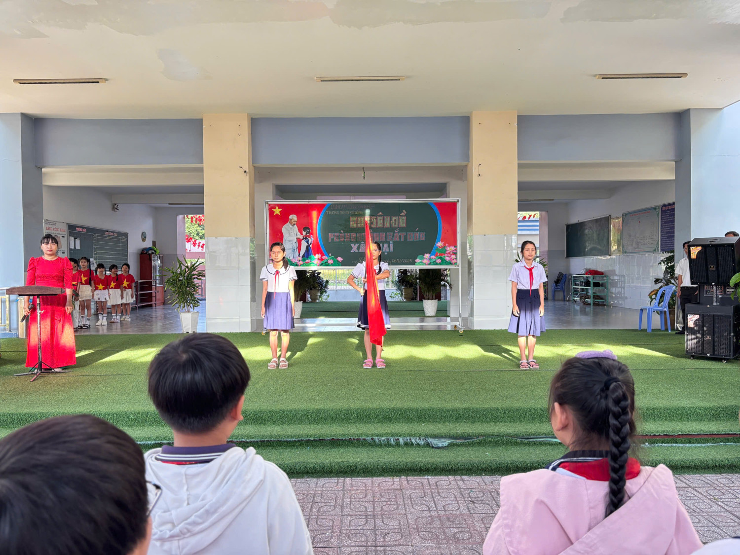 Giáo Dục Kỹ Năng Sống: Chuyên Đề Phòng Chống Bắt Cóc và Xâm Hại Tại Trường Tiểu học Kim Đồng