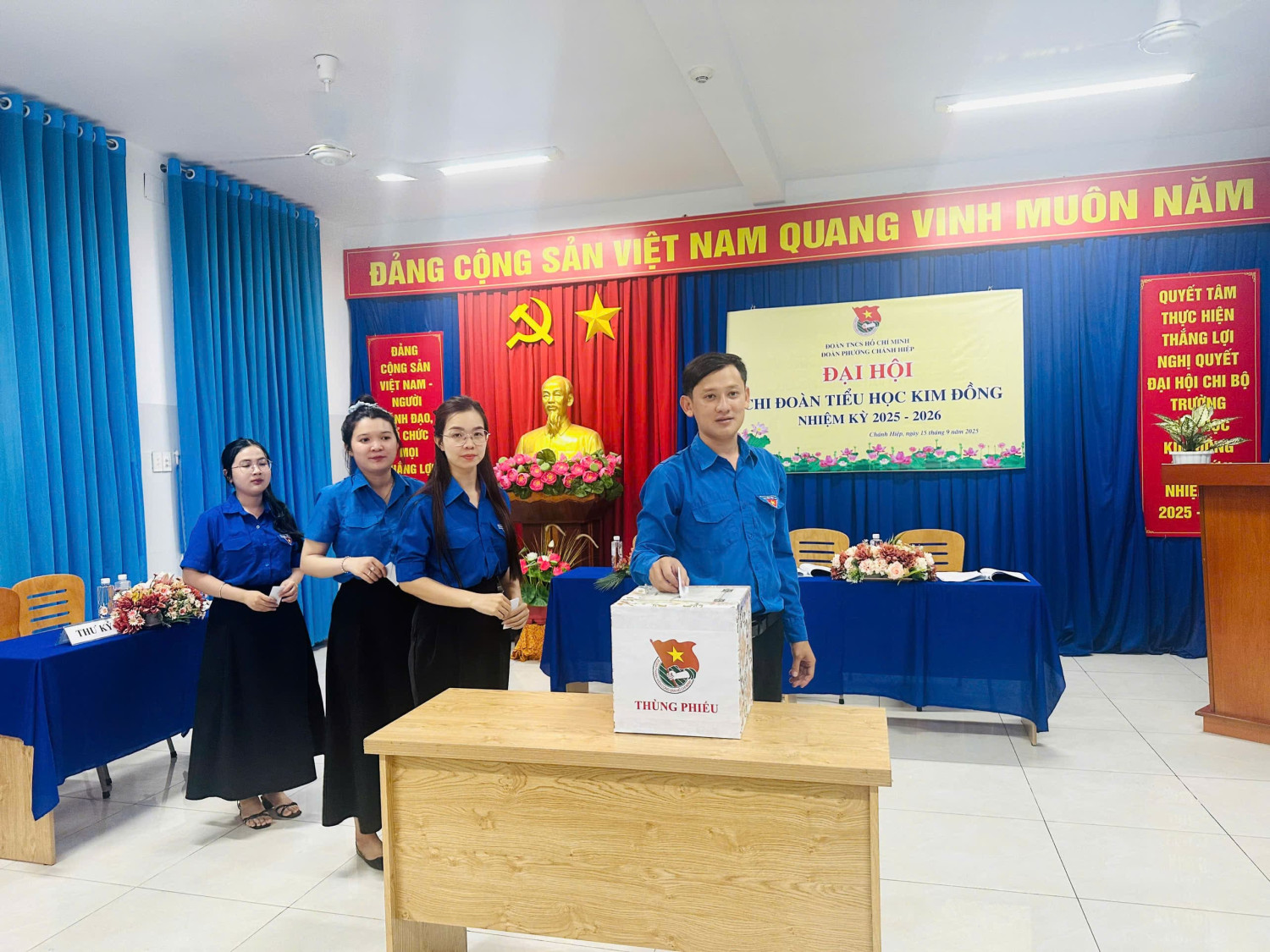 Chi Đoàn trường Tiểu học Kim Đồng tổ chức Đại hội Chi Đoàn nhiệm kỳ 2025-2026